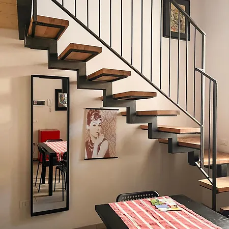 Porta Merlonia House *