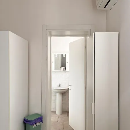 Porta Merlonia House