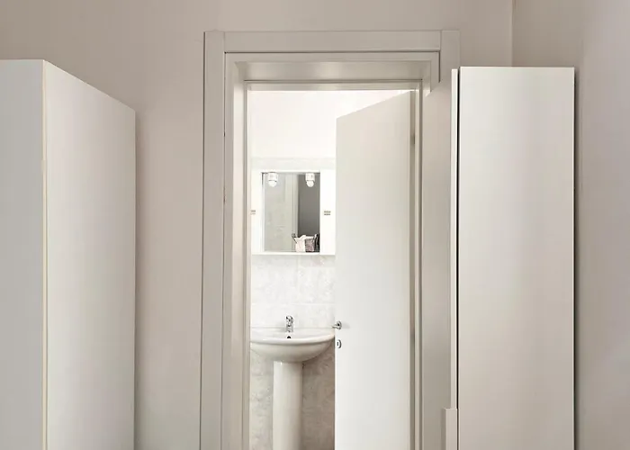 Porta Merlonia House